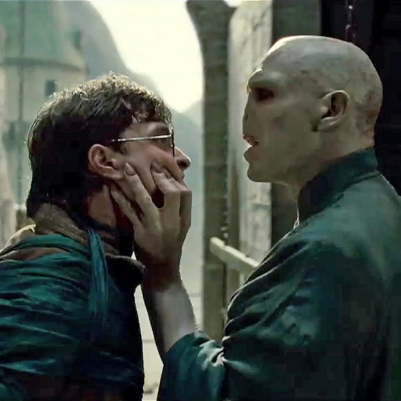 Harry Potter- Lord Voldemort Adult Mask - Picture 4 of 4